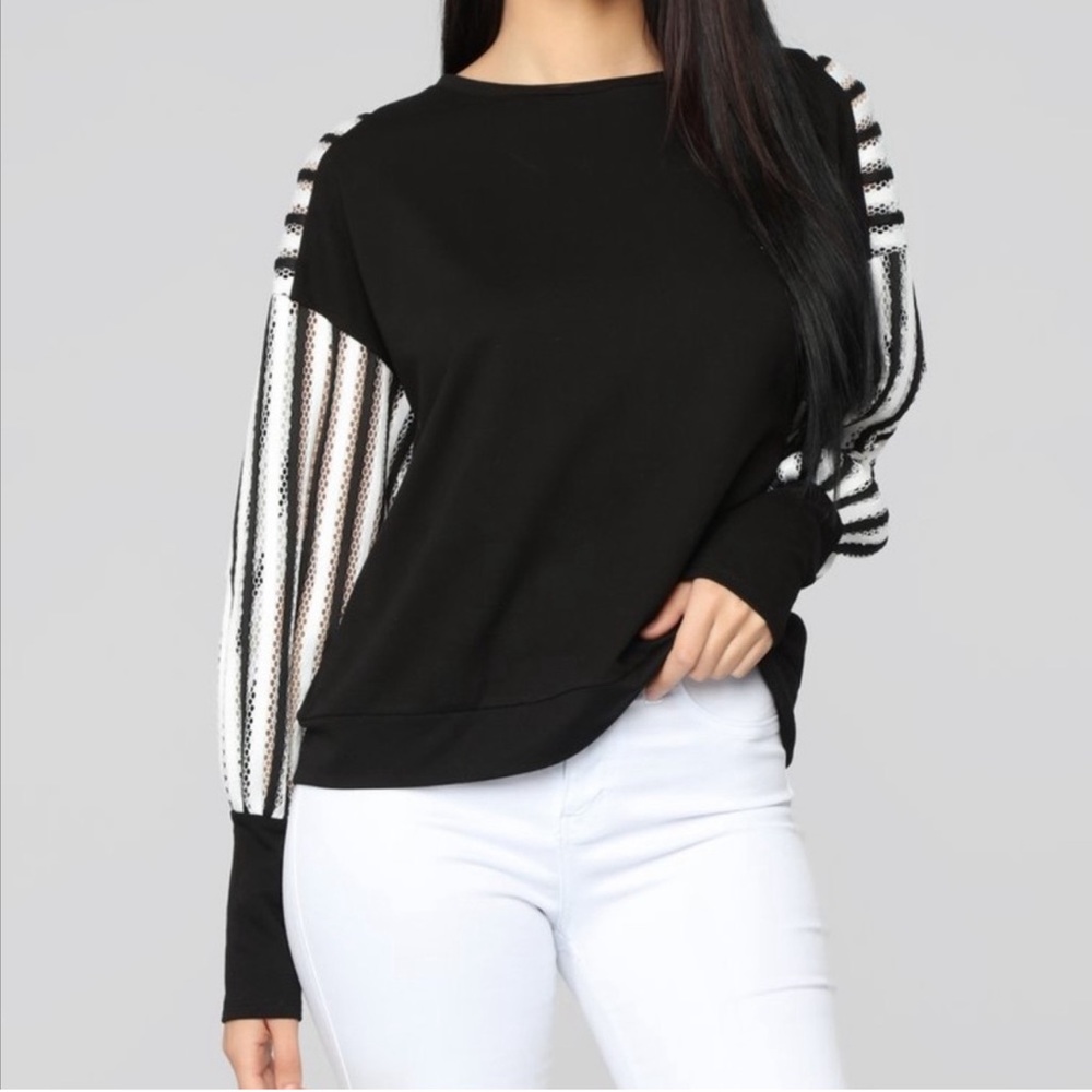 291. Fabrik Black & White Statement Sleeve Sweatshirt